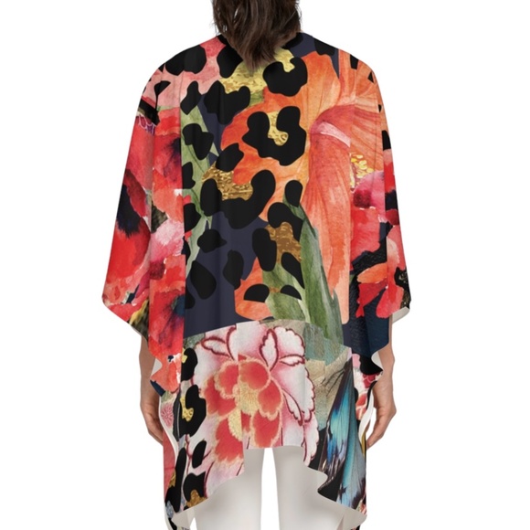 Flowers Exclusive Designed Kimono - Picture 4 of 4